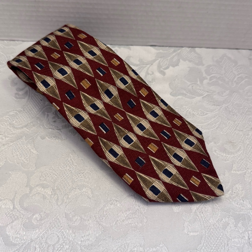 Lands’ End Maroon‎ Blue Diamond Geo Silk Tie Old Money Preppy Dapper Art Vintage